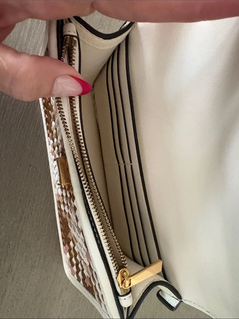 Tory Burch Woven Mini Top-Handle Bag in White, Brown & Pink - Picture 3 of 8